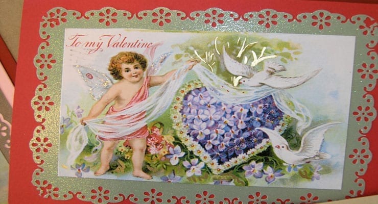Make Your Own Vintage Valentine’s Day Cards
